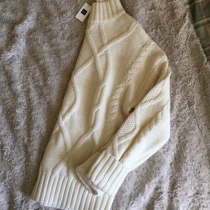 Gap knitted sweater